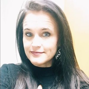 Meet your Posher, Nikki